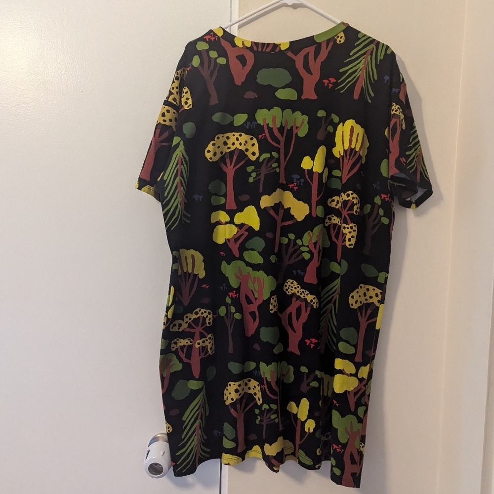 Colorful Patterned Women's Dress - Picture 3 of 3